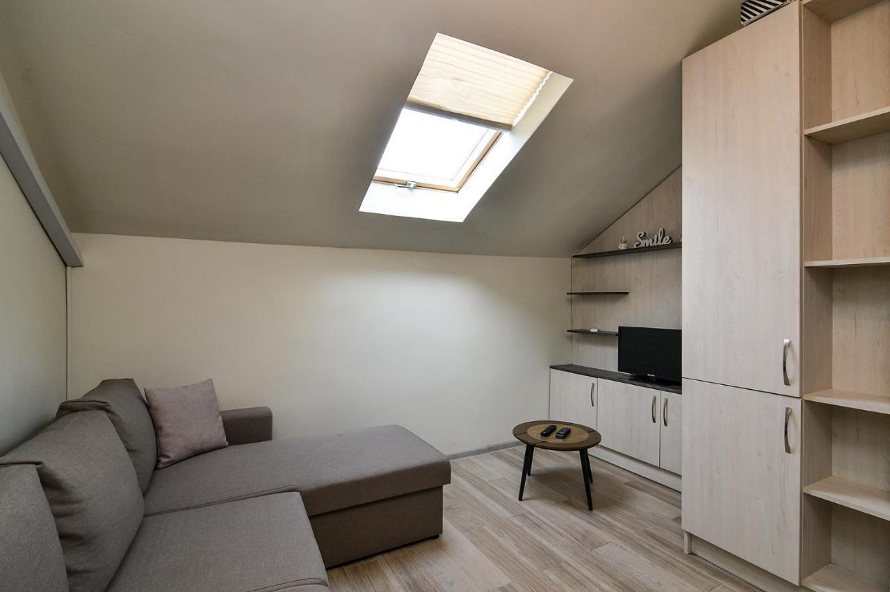 Small Studio On Budget In The Heart Of City Varna Buitenkant foto